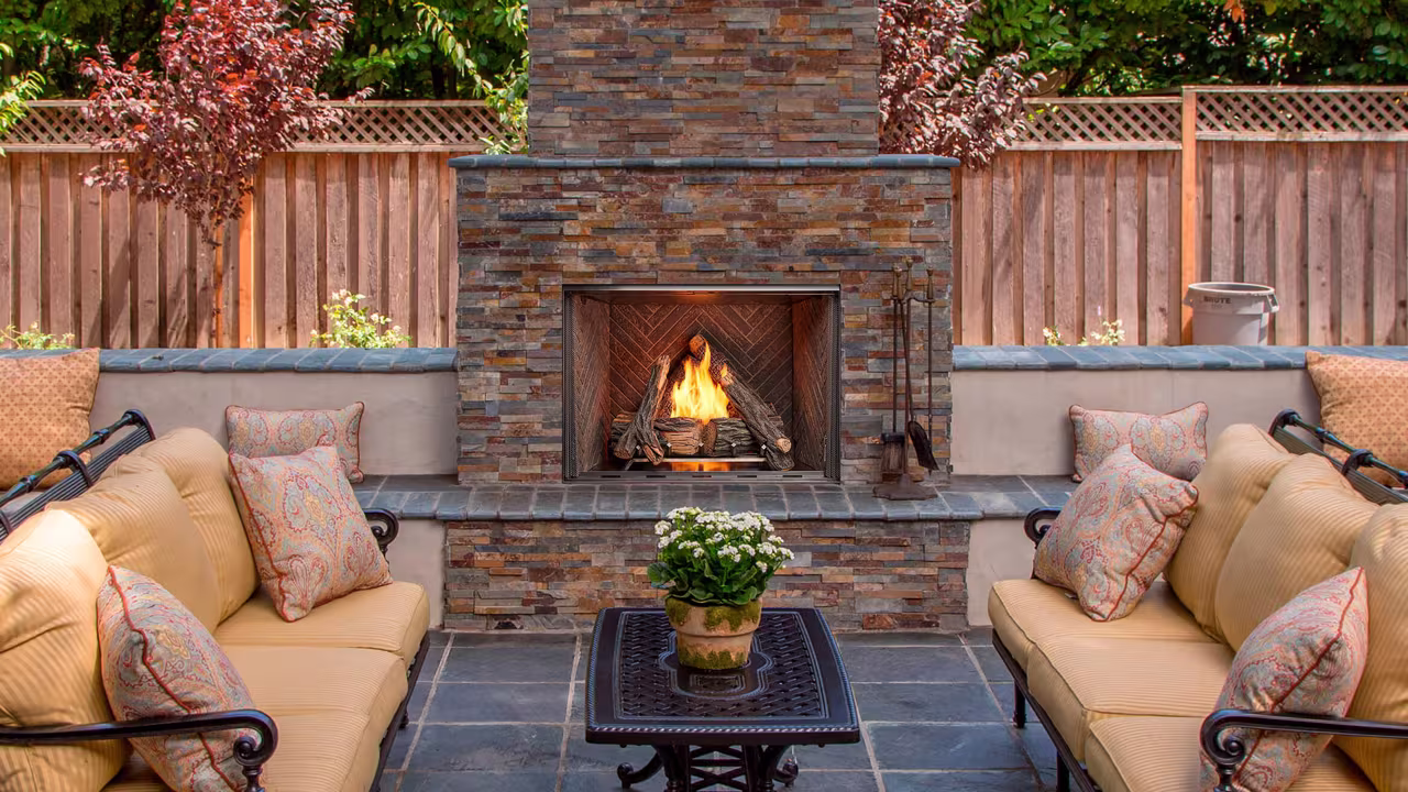 Majestic Courtyard Outdoor Gas Fireplace